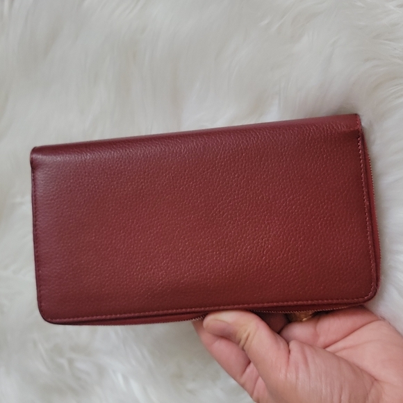 CELINE PARIS - Picture 4 of 17